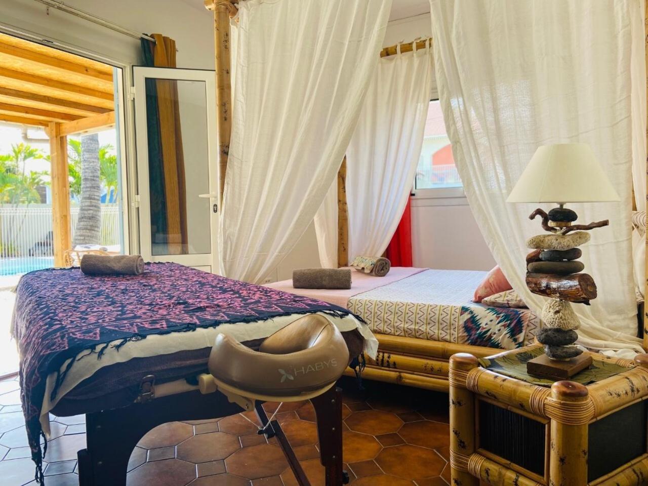 Le Nid Tropical, Piscine Chauffee Villa L'Etang-Sale Room photo