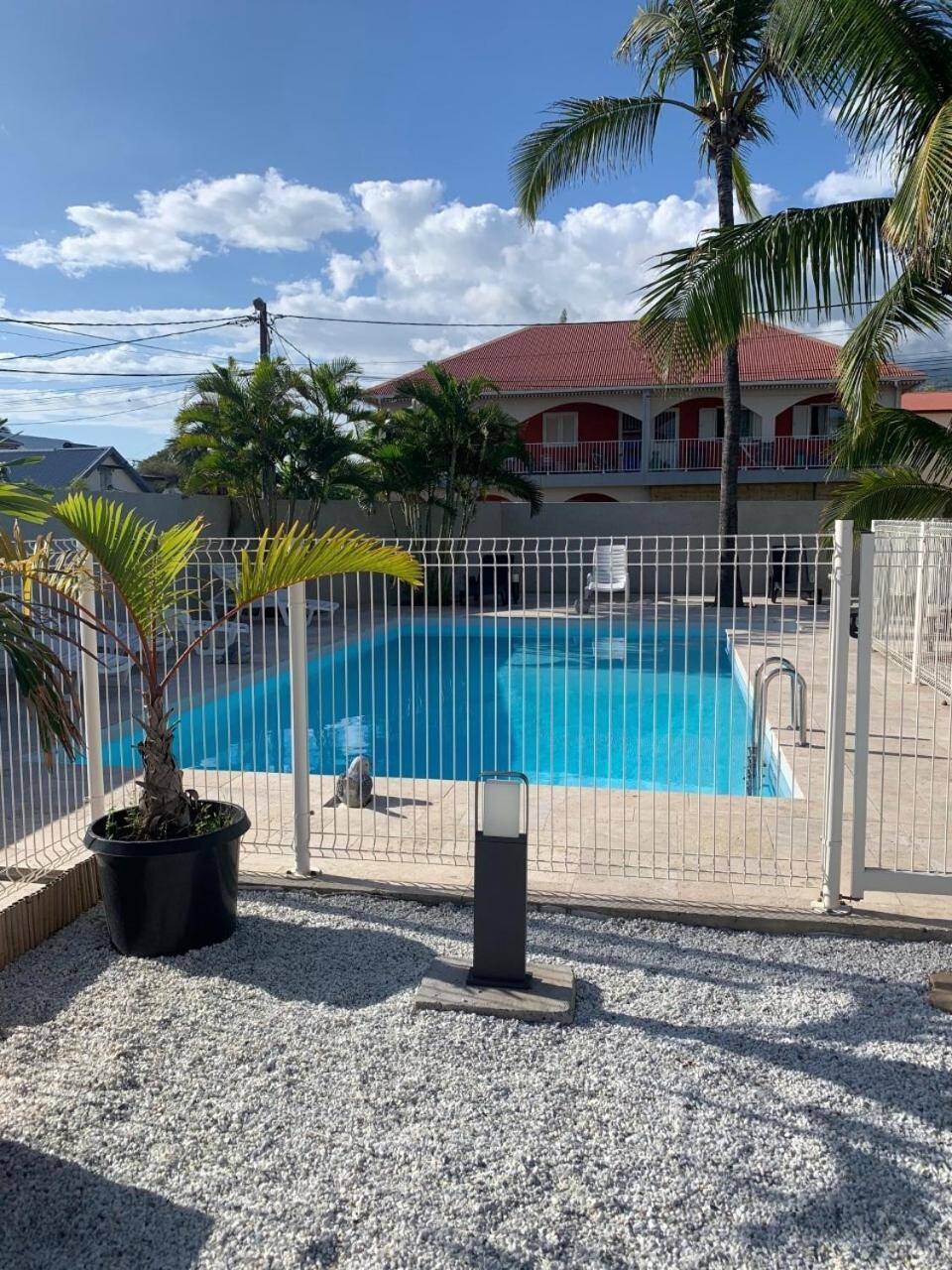 Le Nid Tropical, Piscine Chauffee Villa L'Etang-Sale Room photo