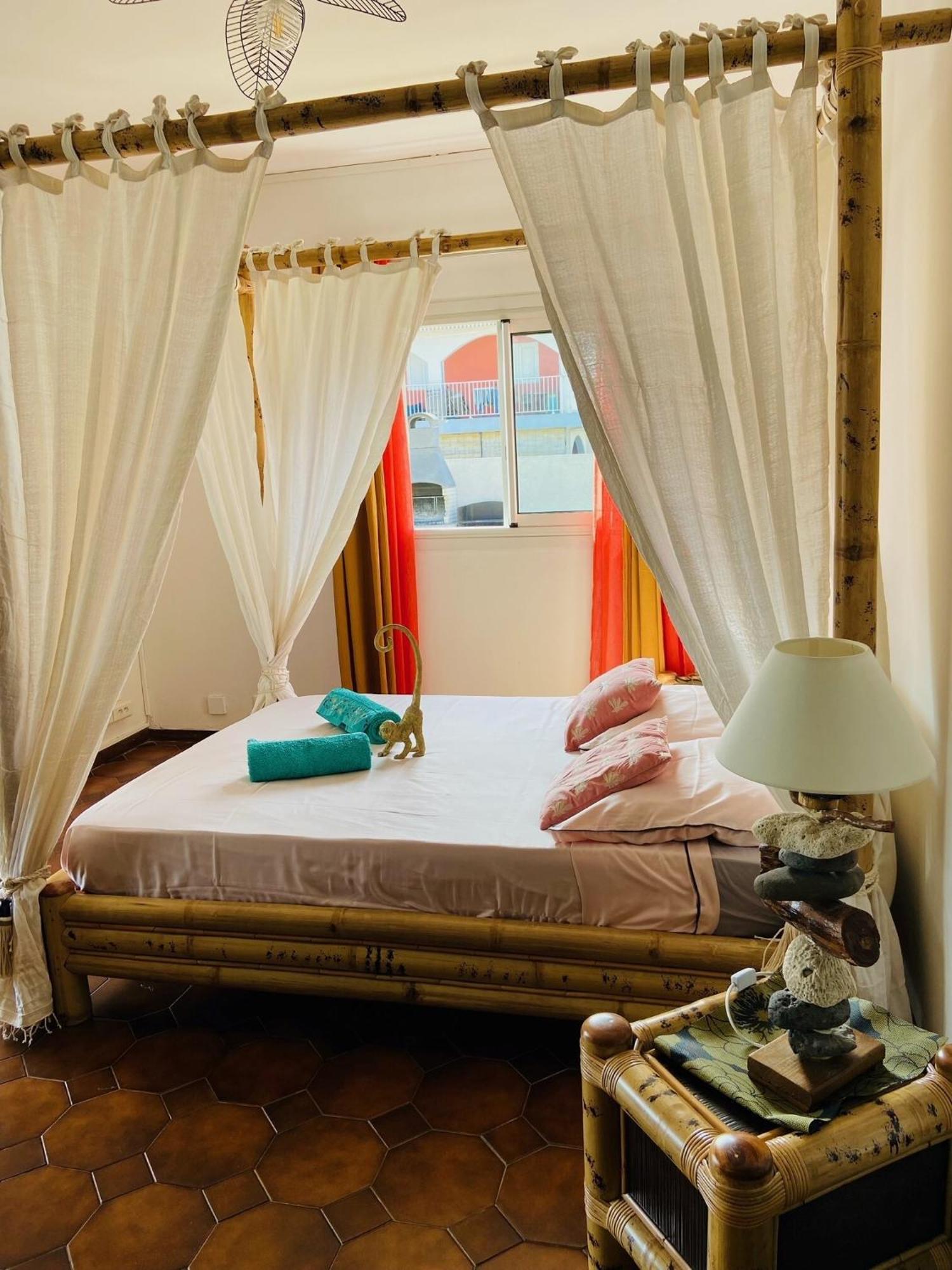 Le Nid Tropical, Piscine Chauffee Villa L'Etang-Sale Room photo